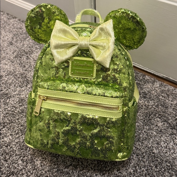 BNWT Loungefly Disney Parks Tinker Bell Green Sequins Glitter Backpack - Picture 1 of 5
